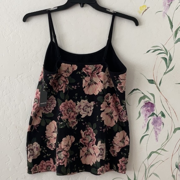 Torrid Foxy Tunic Cami Size 2 - Picture 3 of 4